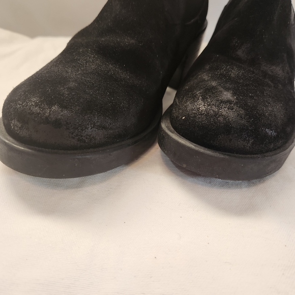 Emanuele Castro Women’s Made In Italy Suede Leather Chelsea Booties Black Size 9 - Picture 9 of 10